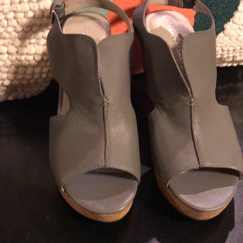 NWOT Women’s Franco Sarto 9. 5 Wedge Shoes 👠